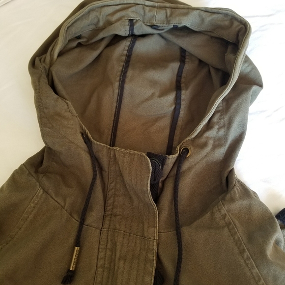 Garage Light Spring Coat - Picture 6 of 9